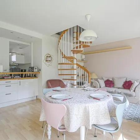Nice Duplex Near The Beach Apartamento *